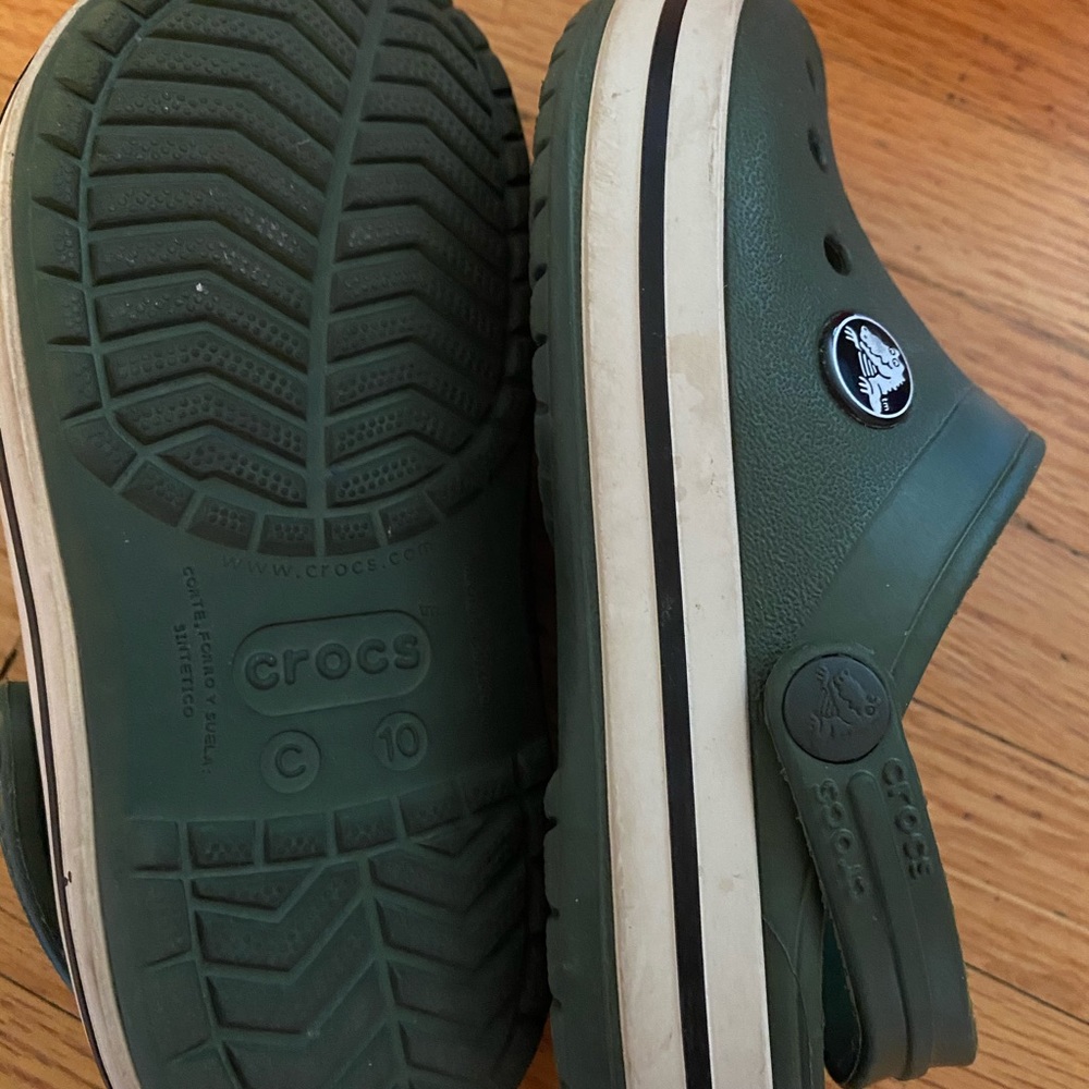 Crocs